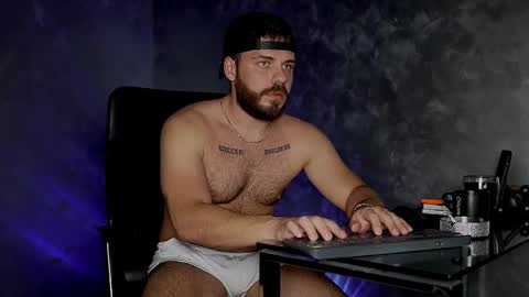 Snapshot of juliusmasters chatting on 11.05.25 JULiUS online show from 11.05.25