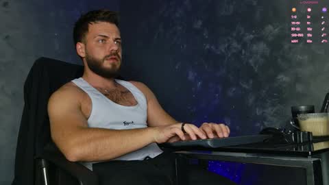 Snapshot of juliusmasters chatting on 11.19.25 JULiUS online show from 11.19.25