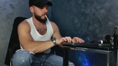 Snapshot of juliusmasters chatting on 11.23.25 JULiUS online show from 11.23.25