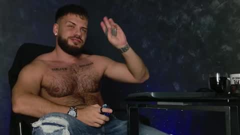 Snapshot of juliusmasters chatting on 12.01.25 JULiUS online show from 12.01.25