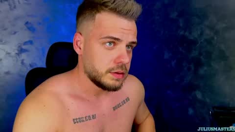 JULiUS   online show from 04.15.26