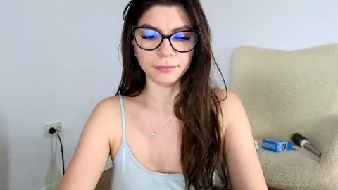 Snapshot of jullyenn chatting on 01.20.25 Jully online show from 01.20.25