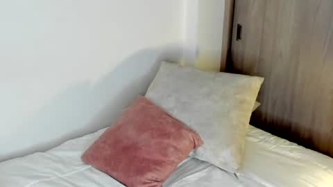 Snapshot of july_correa chatting on 06.24.26 july_correa online show from 06.24.26