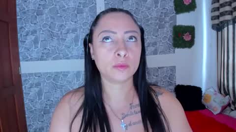 Snapshot of julybravo chatting on 09.20.25 juliana online show from 09.20.25