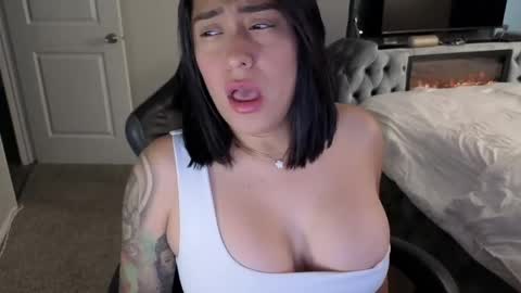 julyclb online show from 04.20.26