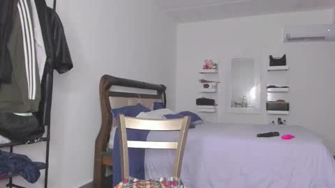 Snapshot of jump_rabbit_ chatting on 11.13.25 jessica online show from 11.13.25