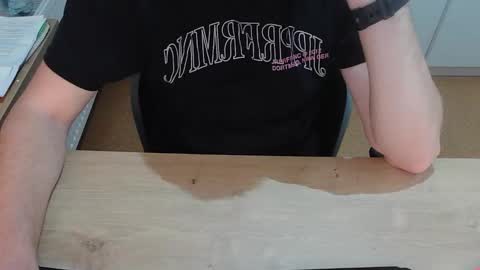 junk2711 online show from 11.17.25