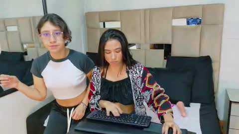 Jupiter y Saturno online show from 11.10.25