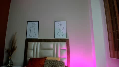 Snapshot of jupiterfoxxxx chatting on 01.10.25 Jupiter Fox online show from 01.10.25