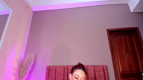 Jupiter Fox online show from 11.14.25