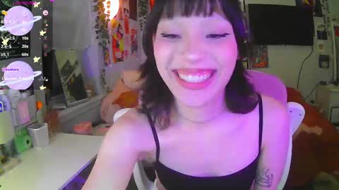 Snapshot of jupitersclaim chatting on 11.14.25 jupitersclaim online show from 11.14.25