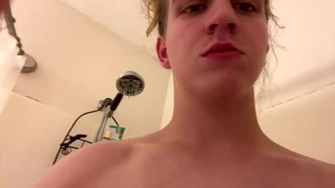 Snapshot of jusme_1218 chatting on 11.26.25 jusme_1218 online show from 11.26.25