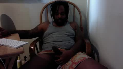 Snapshot of just2real chatting on 02.08.25 Real online show from 02.08.25