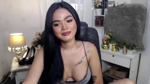 MY IG aleahgomez17 online show from 12.13.24