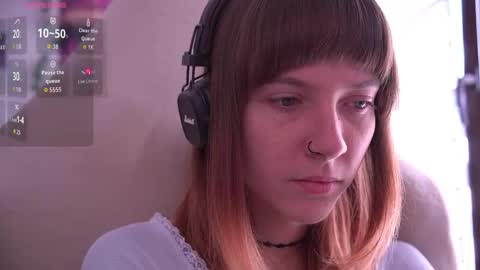 Snapshot of just_busking chatting on 09.27.25 Julia online show from 09.27.25