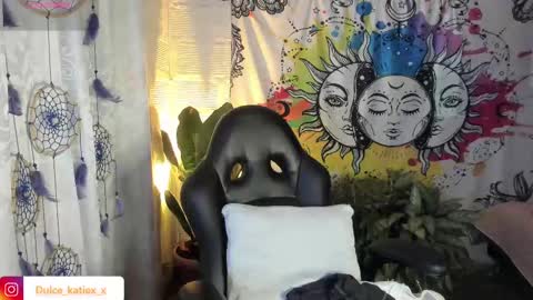 Snapshot of just_katiex chatting on 02.10.25 Sofia online show from 02.10.25