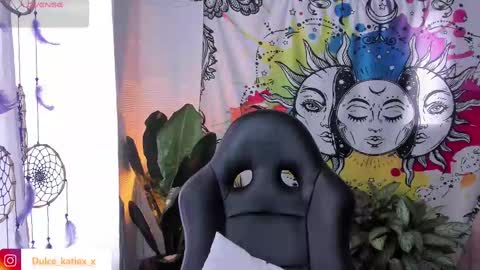 Snapshot of just_katiex chatting on 02.11.25 Sofia online show from 02.11.25