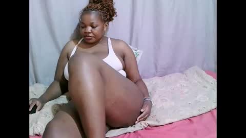 Snapshot of just_nana chatting on 12.13.25 just_nana online show from 12.13.25