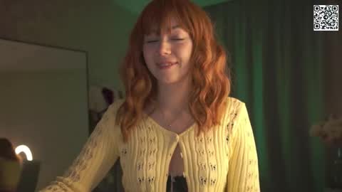 Snapshot of justbarbie chatting on 12.21.25 Alexa online show from 12.21.25