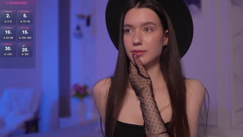 Snapshot of justbarbie_new_ chatting on 01.24.25 Katarina online show from 01.24.25