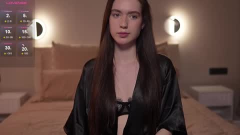 Snapshot of justbarbie_new_ chatting on 02.21.25 Katarina online show from 02.21.25