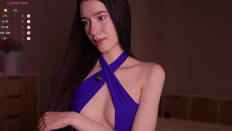 Snapshot of justbarbie_new_ chatting on 09.26.25 Katarina online show from 09.26.25