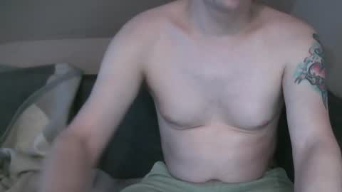 Snapshot of justboriing chatting on 06.20.26 justboriing online show from 06.20.26