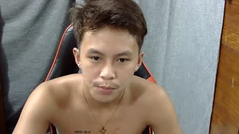 Snapshot of justcallme_james chatting on 06.17.26 James online show from 06.17.26