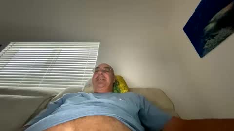 Snapshot of justcallmemarcus chatting on 12.31.24 justcallmemarcus online show from 12.31.24