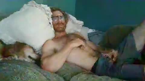 Snapshot of justin_beaver84 chatting on 05.25.26 justin_beaver84 online show from 05.25.26