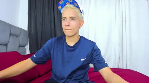 Snapshot of justin_biker chatting on 10.28.25 justin_biker online show from 10.28.25