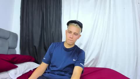 Snapshot of justin_biker chatting on 10.30.25 justin_biker online show from 10.30.25