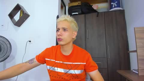 Snapshot of justin_biker chatting on 10.31.25 justin_biker online show from 10.31.25