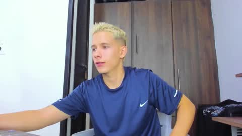 Snapshot of justin_biker chatting on 11.13.25 justin_biker online show from 11.13.25