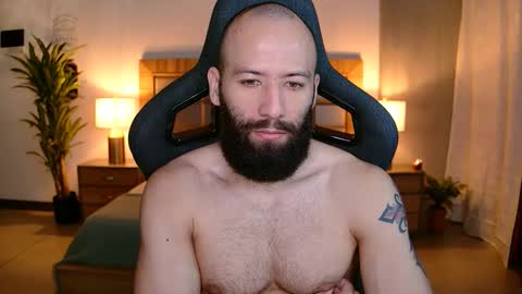 Snapshot of justin_hton chatting on 01.07.26 Justin online show from 01.07.26