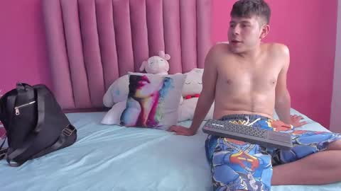 JUSTIN Y JAZMIN online show from 01.13.25