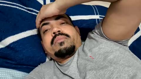 Snapshot of justinbigdream chatting on 11.17.25 justinbigdream online show from 11.17.25