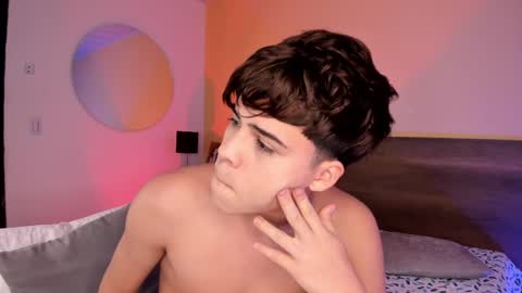 Justin online show from 02.12.25