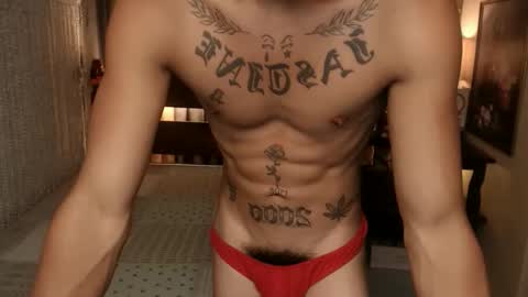justine_hunk online show from 11.23.25