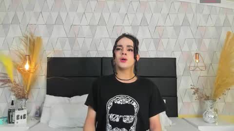 Justine online show from 01.14.26