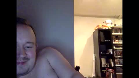 Snapshot of justinhoog91 chatting on 02.23.25 Spookjustin online show from 02.23.25