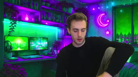 Snapshot of justinnordick chatting on 06.01.26 Hologram Guy online show from 06.01.26