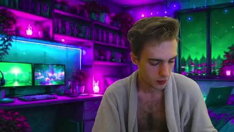 Snapshot of justinnordick chatting on 06.08.26 Hologram Guy online show from 06.08.26