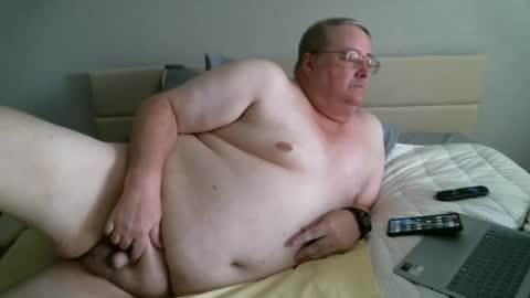 Snapshot of justmedm64 chatting on 01.14.25 justmedm64 online show from 01.14.25