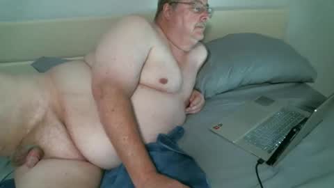 justmedm64 online show from 11.22.25