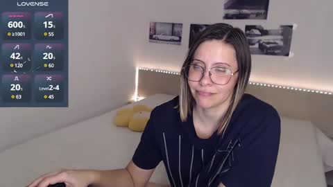 Julie online show from 12.21.24