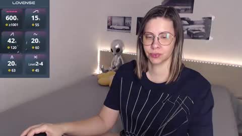 Julie online show from 01.27.25