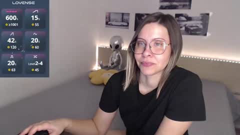 Julie online show from 01.28.25