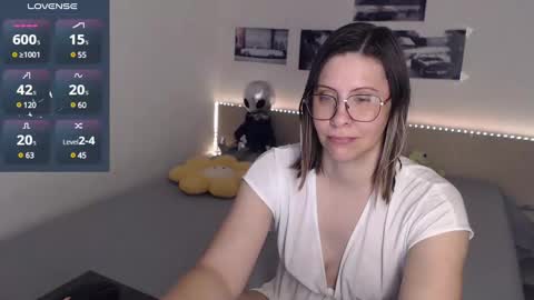 Julie online show from 01.29.25