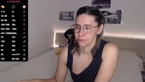 Julie online show from 10.27.25